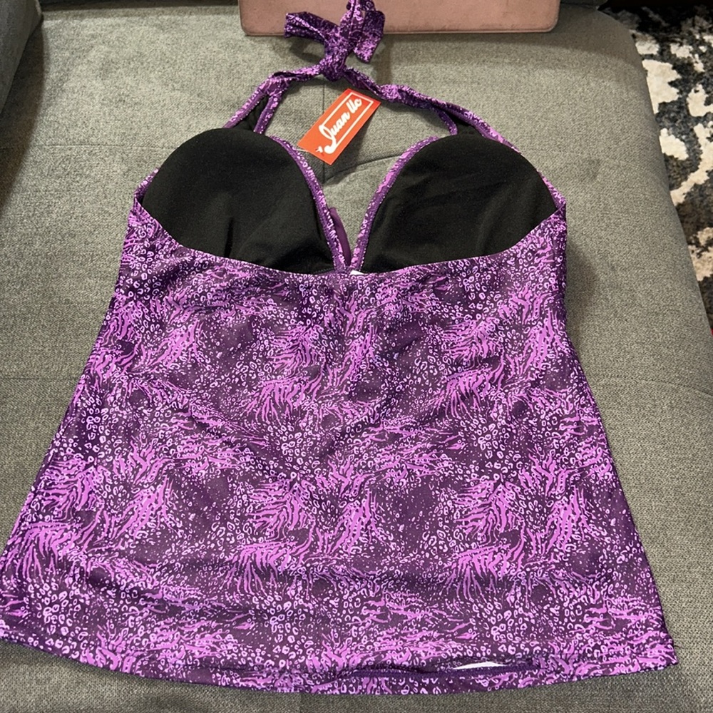 NWT small swimtop with halter closure and boy short bottom by Jose LLC - Picture 8 of 15